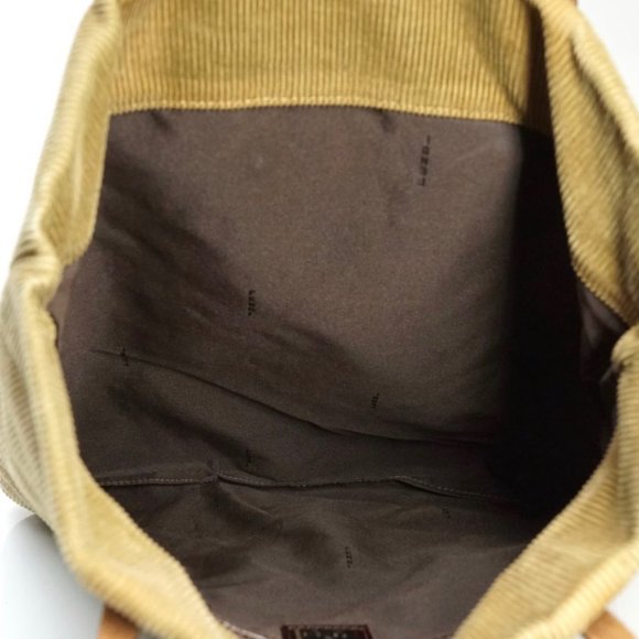 PREOWNED Fendi Tote Bag in Beige Corduroy - Picture 3 of 16